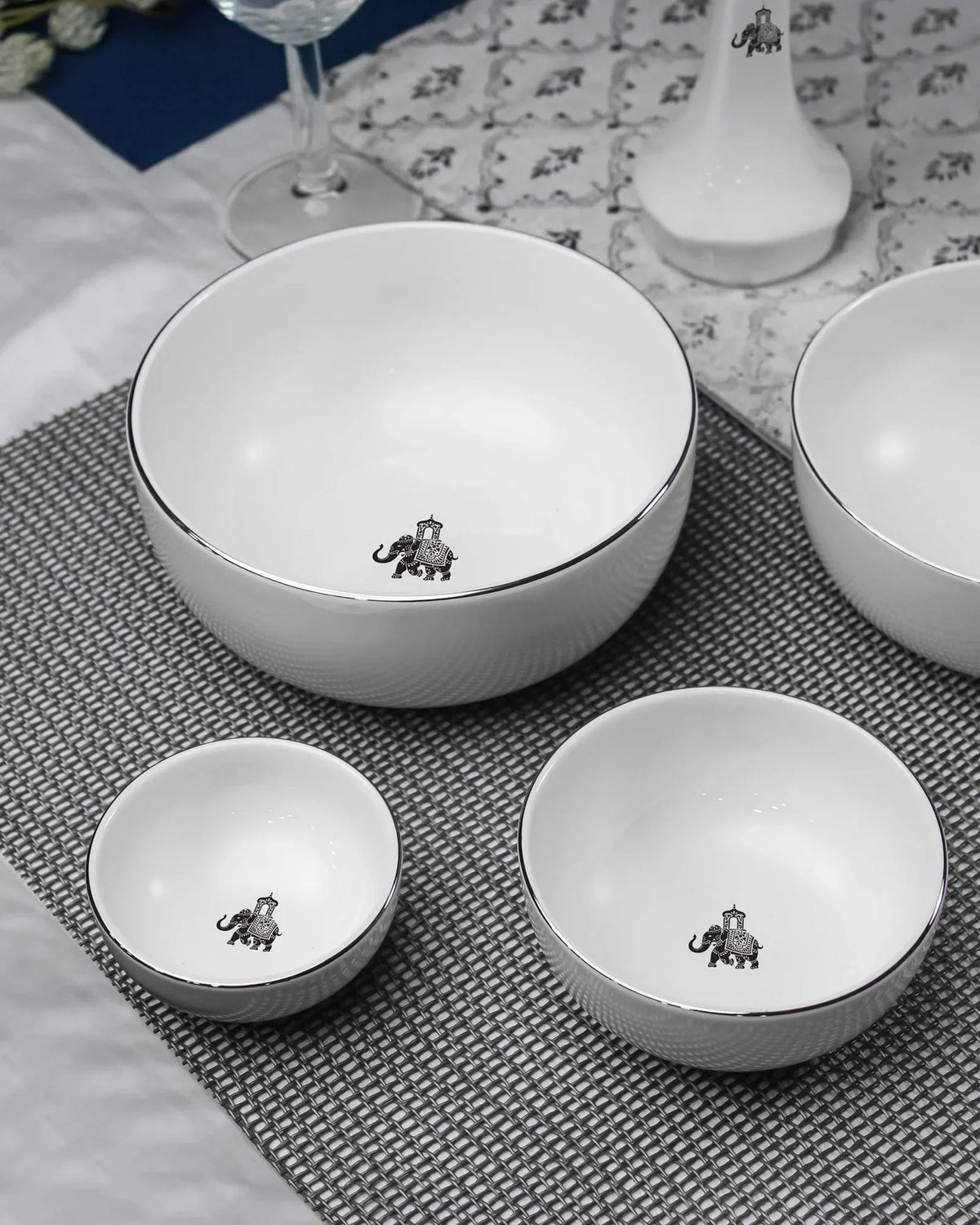 Vola Gaj 33-Piece Fine Porcelain Dinner Set | Elegant Dining